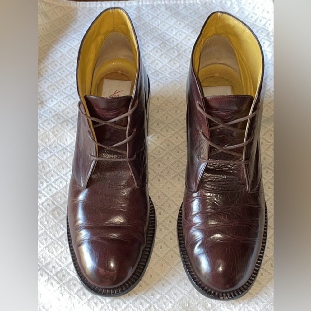 “Joan & David” Brown Leather Boots. Size 7